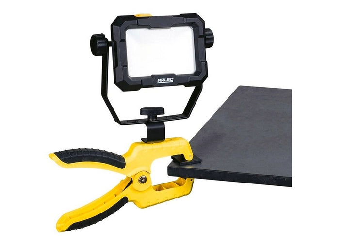 Arlec 20W 1600lm LED Worklight With Spring Clamp/Weatherproof